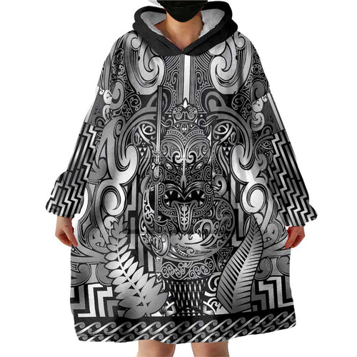 Custom New Zealand Taiaha Maori Wearable Blanket Hoodie Kiwikiwi Minimalist Silver Fern Tukutuku Motif