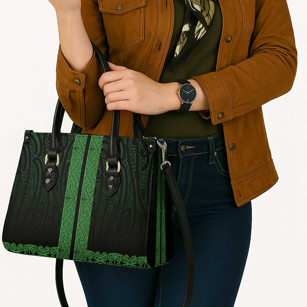 New Zealand Maori Kowhaiwhai Leather Bag Kakariki Maui and Mangopare - Aussie Hoodie