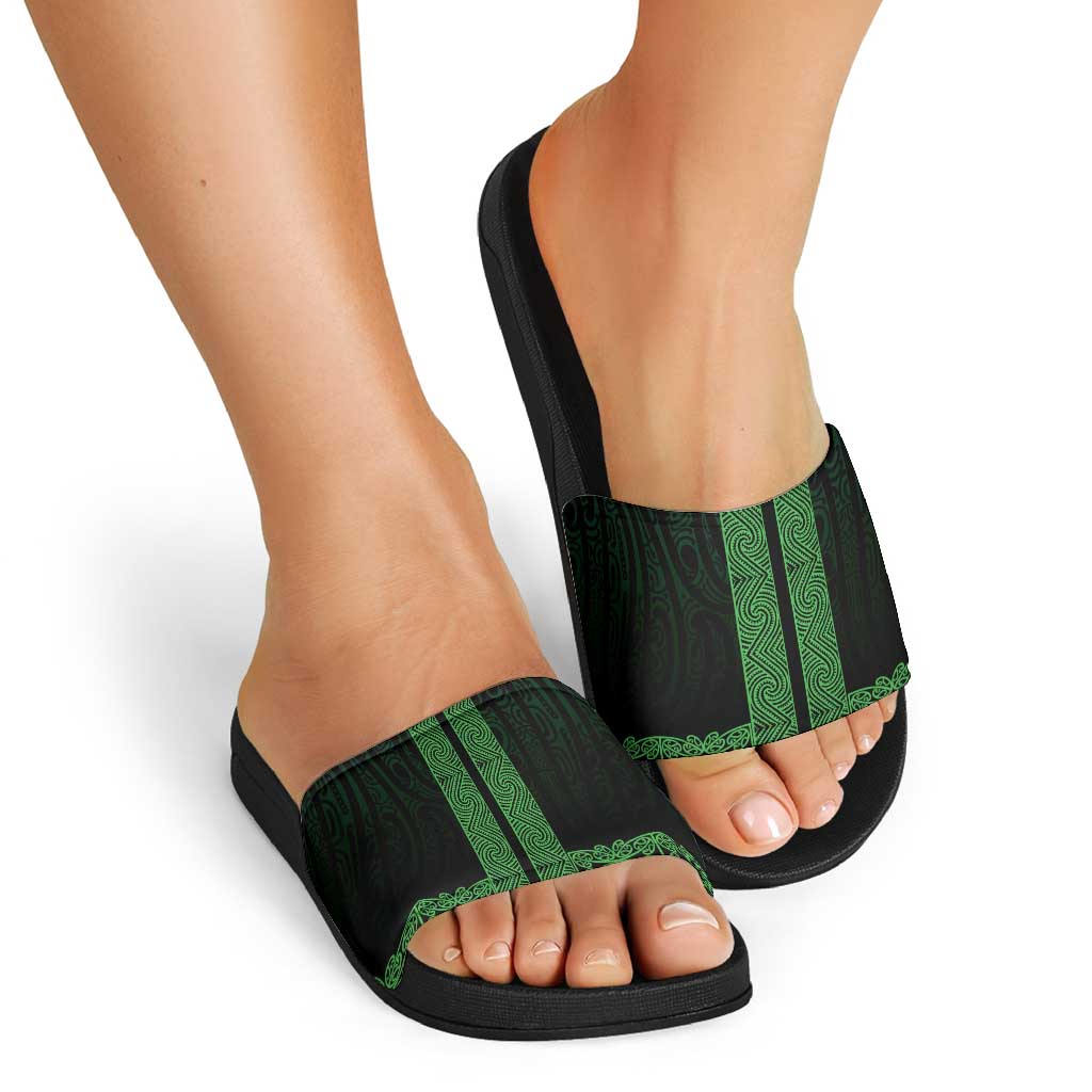 New Zealand Maori Kowhaiwhai Slide Sandals Kakariki Maui and Mangopare - Aussie Hoodie