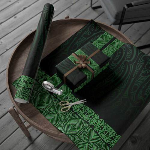 New Zealand Maori Kowhaiwhai Wrapping Paper Kakariki Maui and Mangopare - Aussie Hoodie