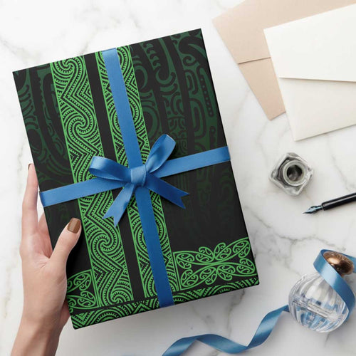 New Zealand Maori Kowhaiwhai Wrapping Paper Kakariki Maui and Mangopare - Aussie Hoodie