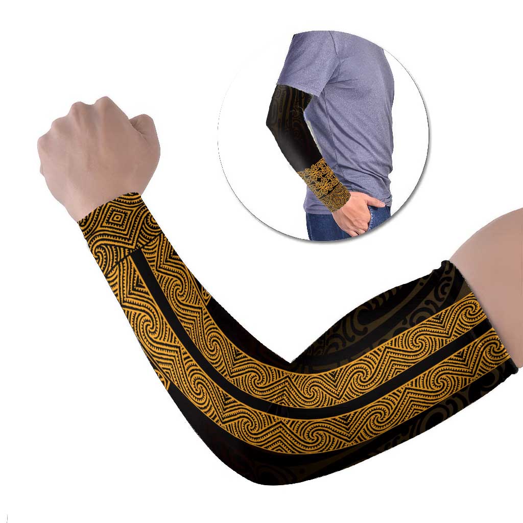 New Zealand Maori Kowhaiwhai Arm Sleeves Karaka Maui and Mangopare - Aussie Hoodie