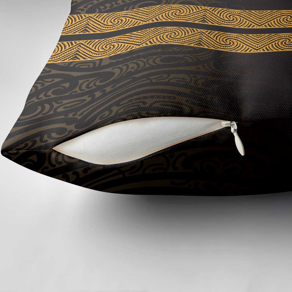 New Zealand Maori Kowhaiwhai Pillow Cover Karaka Maui and Mangopare - Aussie Hoodie