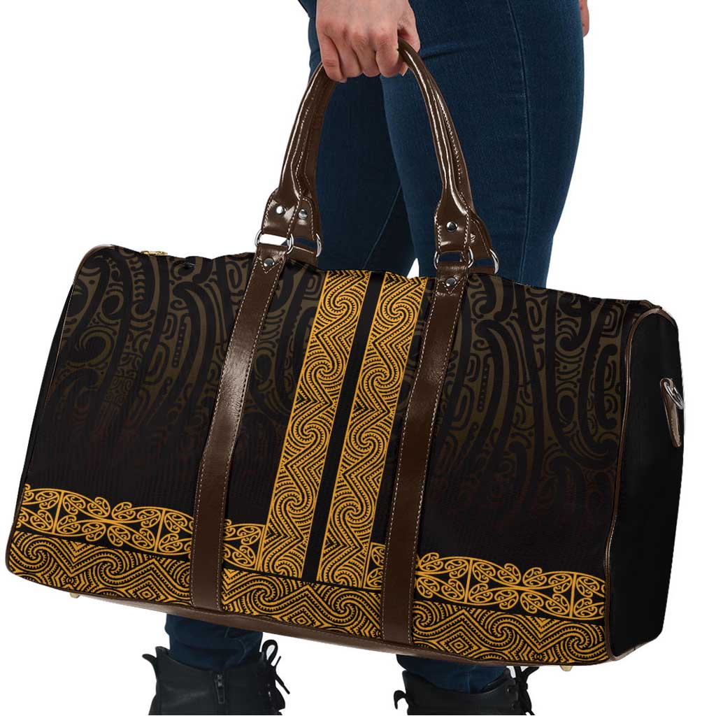 New Zealand Maori Kowhaiwhai Travel Bag Karaka Maui and Mangopare - Aussie Hoodie