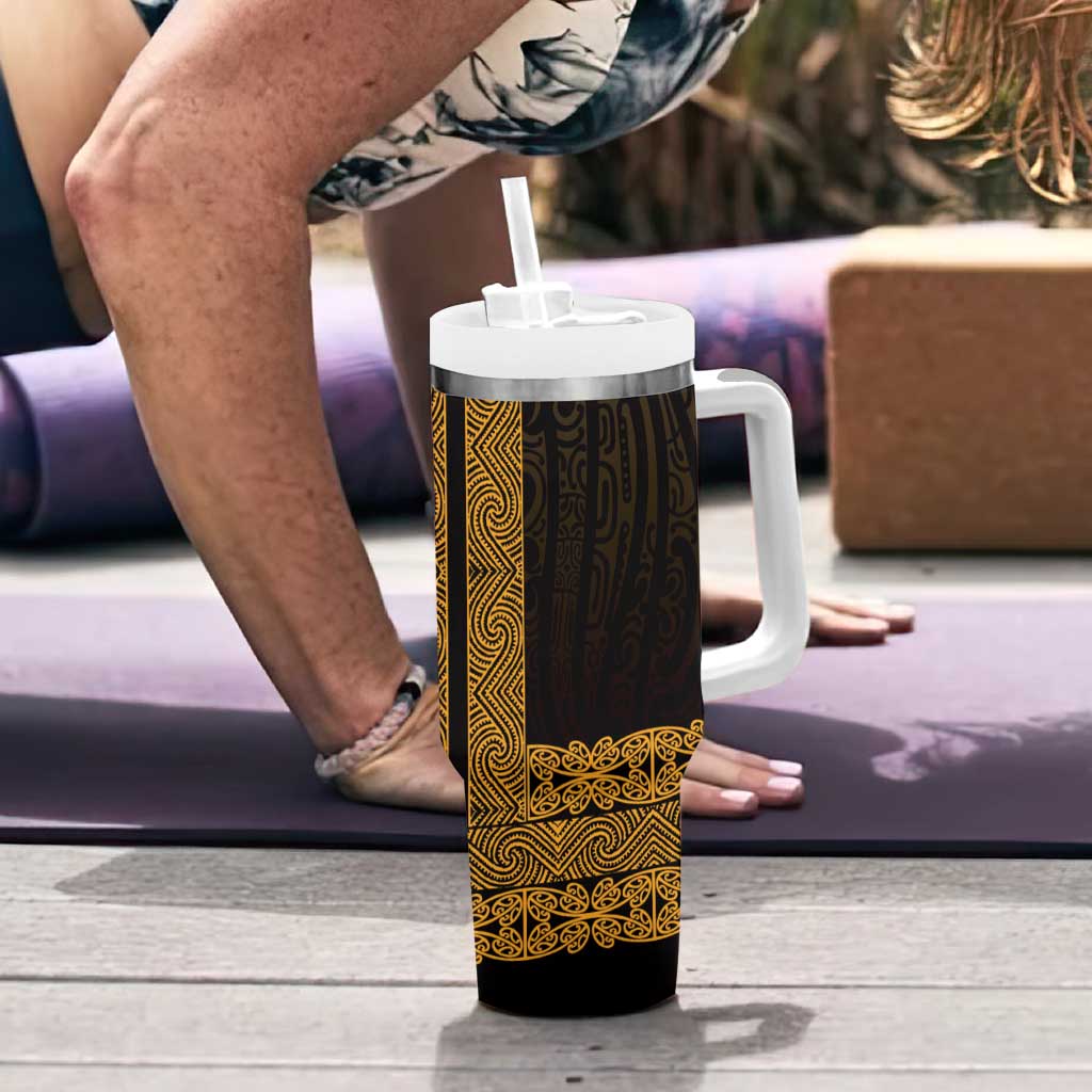 New Zealand Maori Kowhaiwhai Tumbler With Handle Karaka Maui and Mangopare