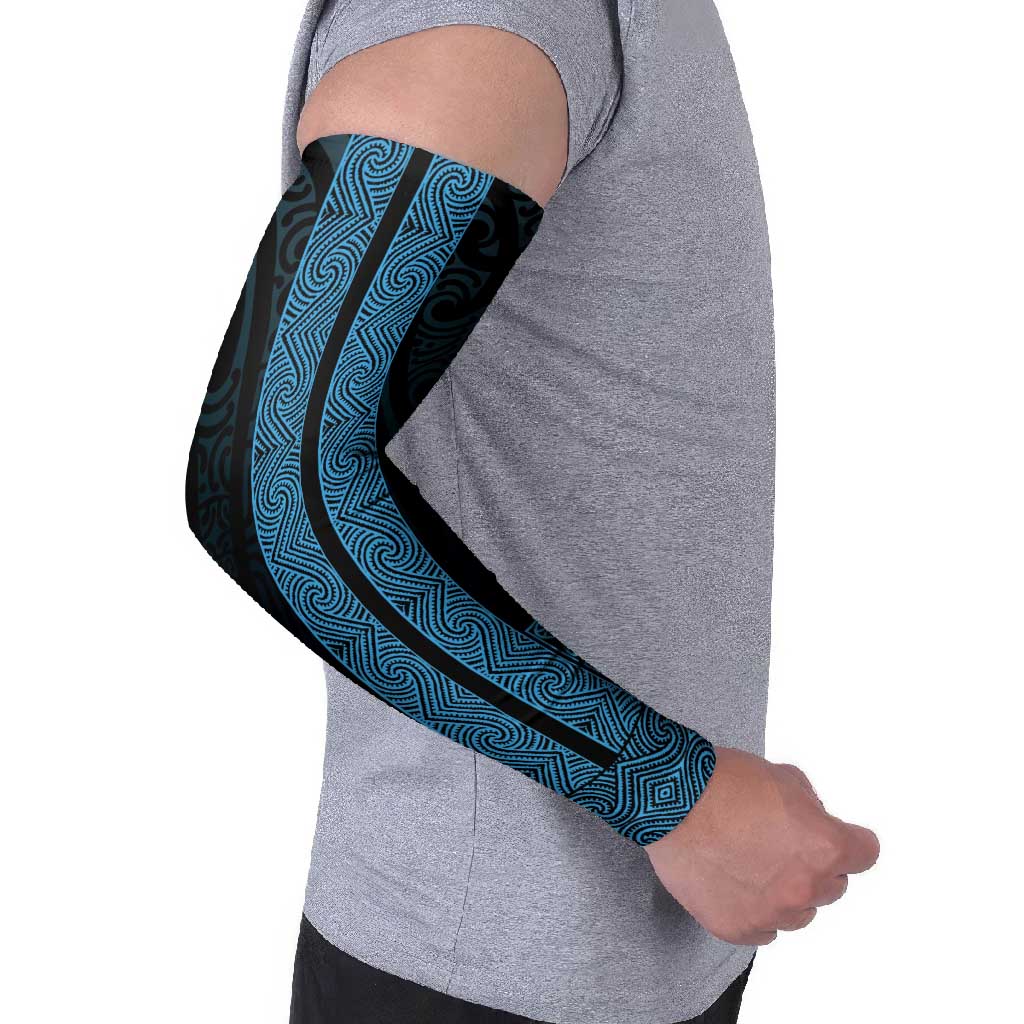 New Zealand Maori Kowhaiwhai Arm Sleeves Kikorangi Maui and Mangopare - Aussie Hoodie