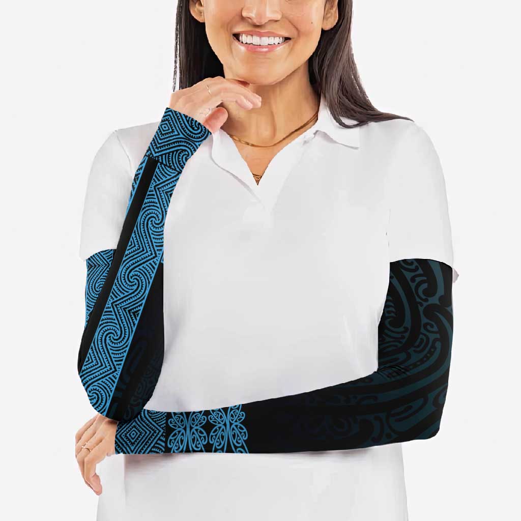 New Zealand Maori Kowhaiwhai Arm Sleeves Kikorangi Maui and Mangopare - Aussie Hoodie