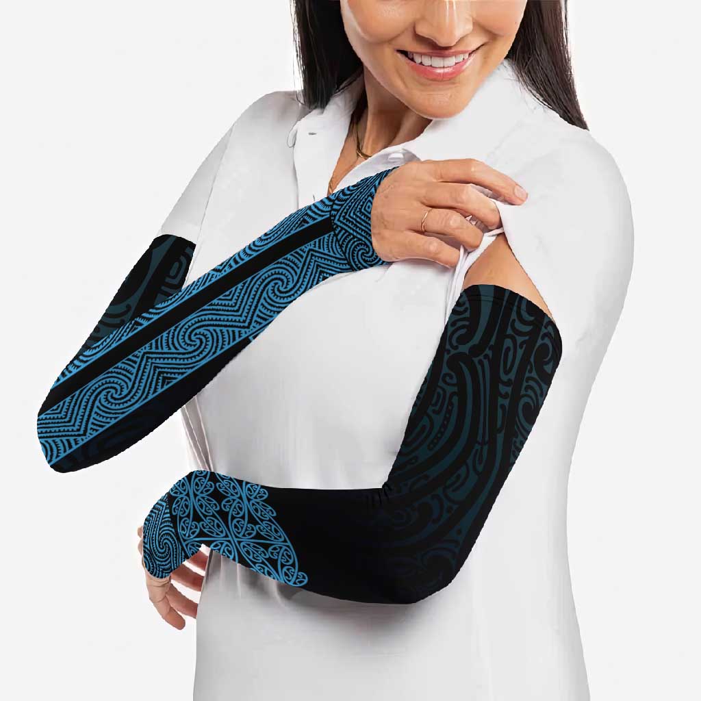 New Zealand Maori Kowhaiwhai Arm Sleeves Kikorangi Maui and Mangopare - Aussie Hoodie