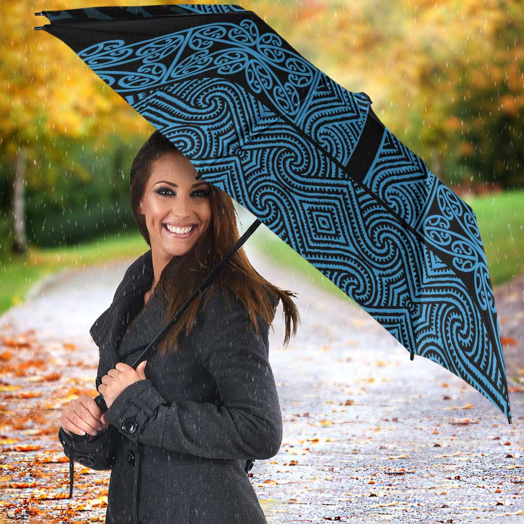 New Zealand Maori Kowhaiwhai Umbrella Kikorangi Maui and Mangopare - Aussie Hoodie
