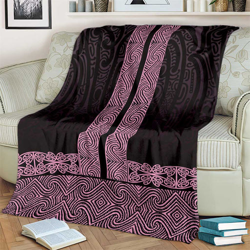 New Zealand Maori Kowhaiwhai Blanket Mawhero Maui and Mangopare