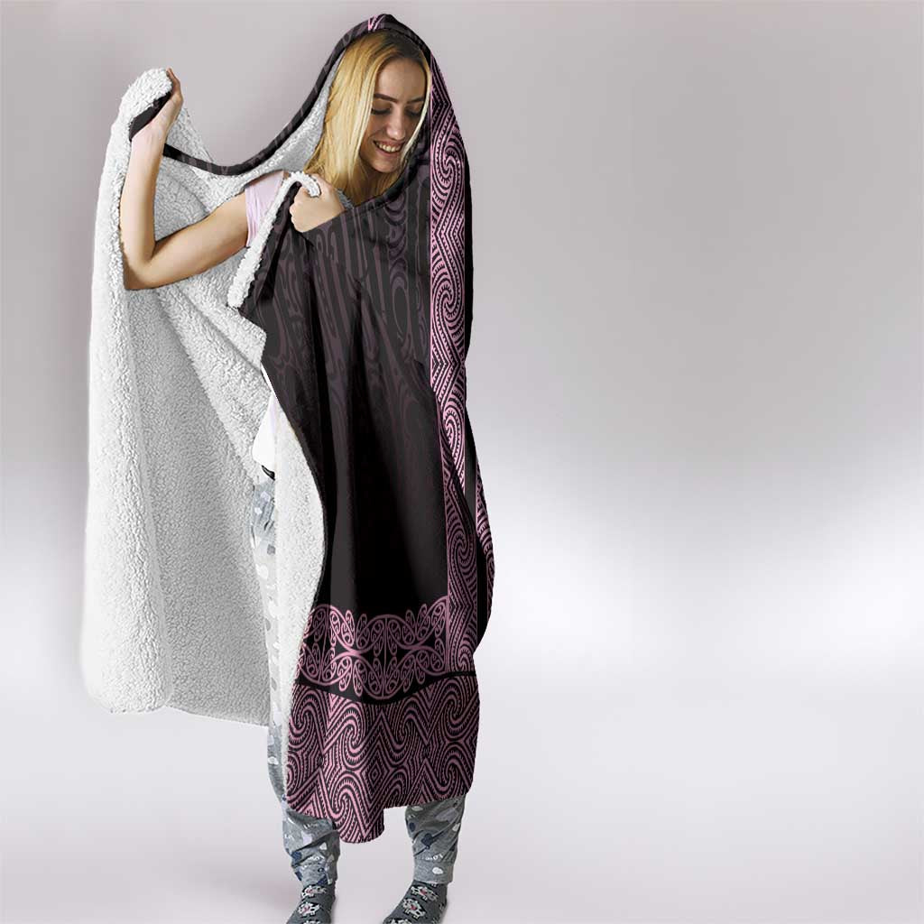 New Zealand Maori Kowhaiwhai Hooded Blanket Mawhero Maui and Mangopare