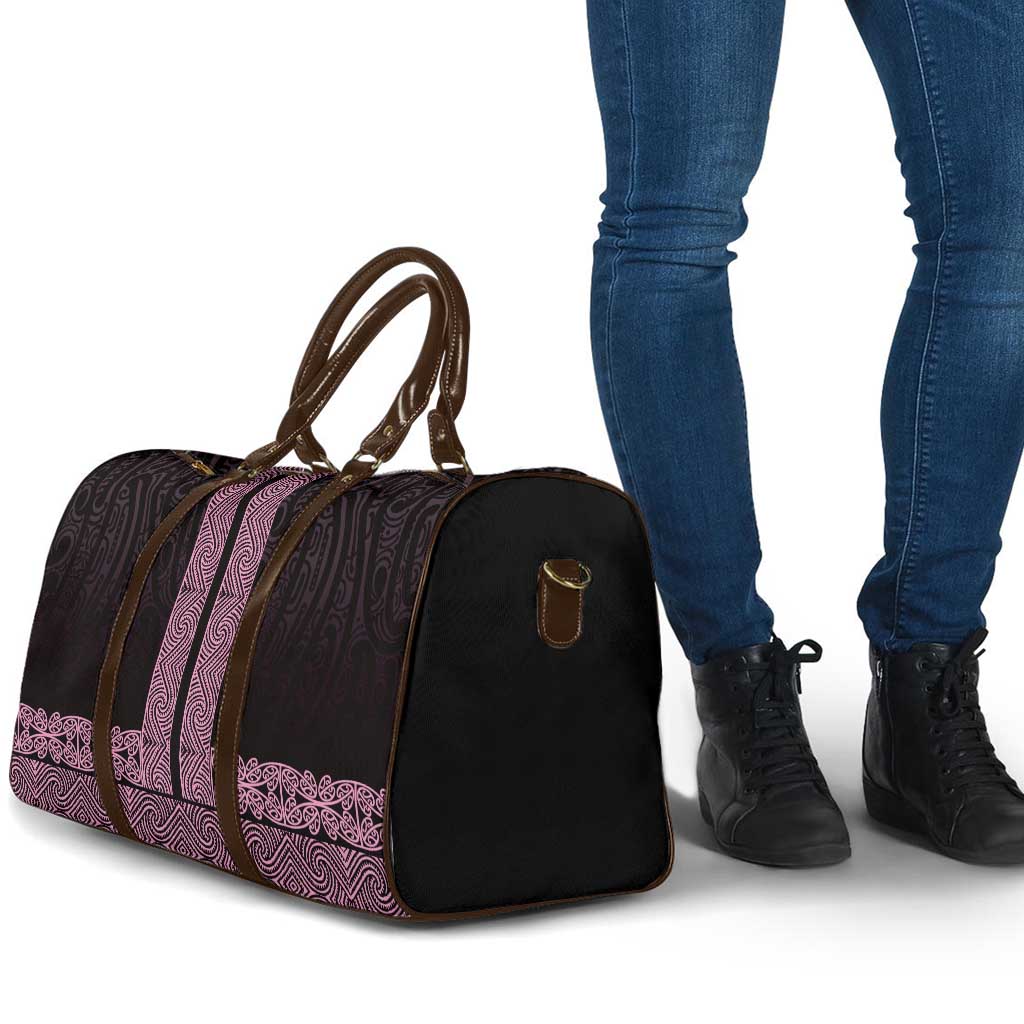 New Zealand Maori Kowhaiwhai Travel Bag Mawhero Maui and Mangopare - Aussie Hoodie