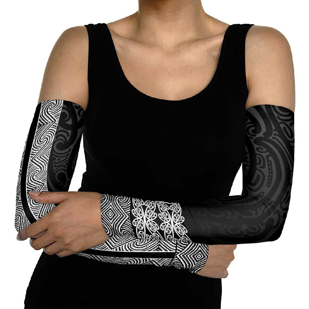 New Zealand Maori Kowhaiwhai Arm Sleeves Pango Maui and Mangopare - Aussie Hoodie