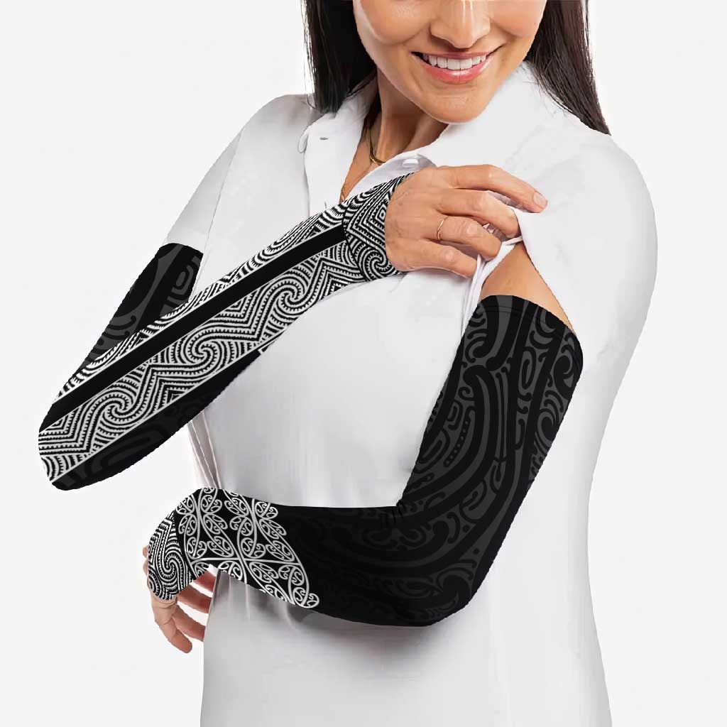 New Zealand Maori Kowhaiwhai Arm Sleeves Pango Maui and Mangopare - Aussie Hoodie