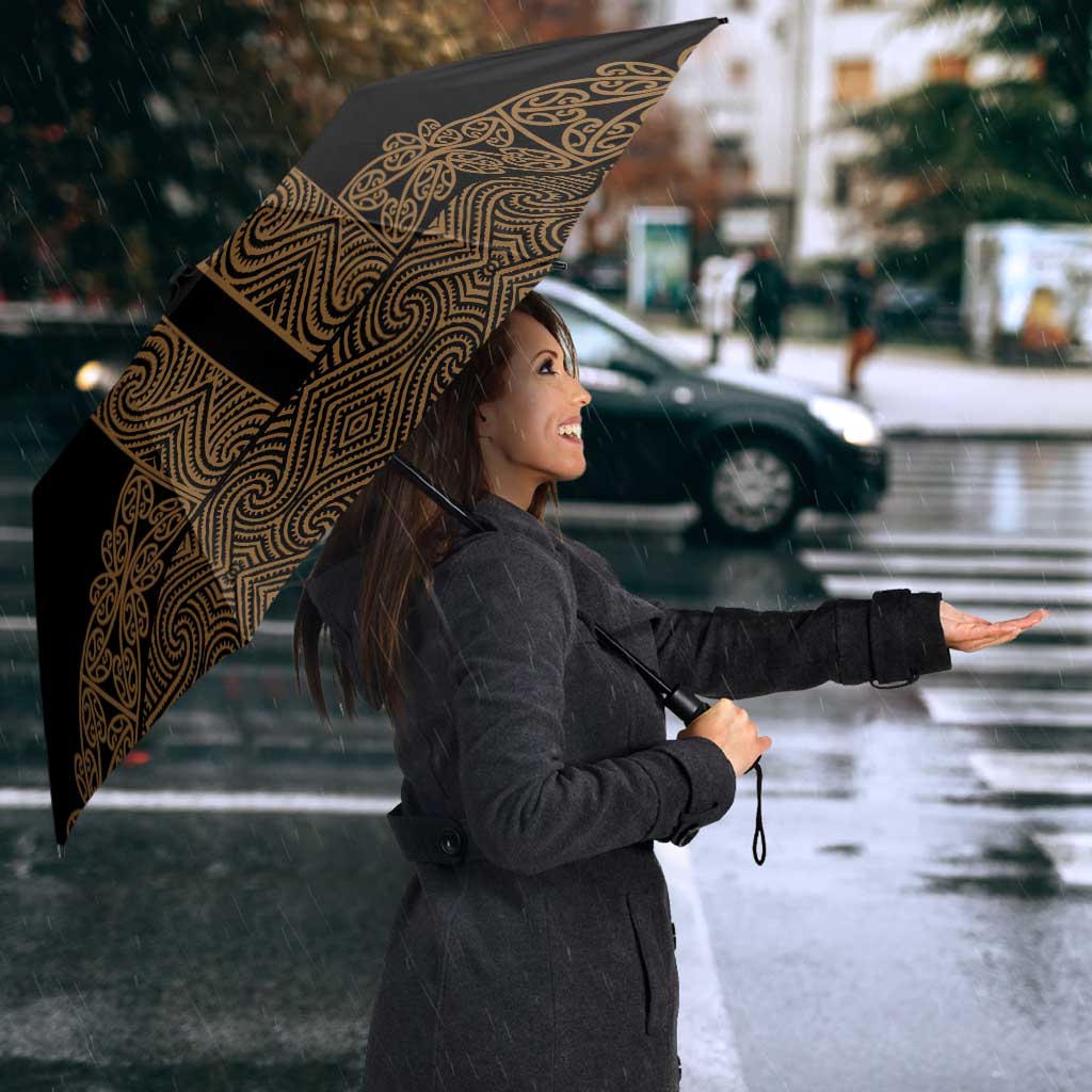 New Zealand Maori Kowhaiwhai Umbrella Parauri Maui and Mangopare - Aussie Hoodie