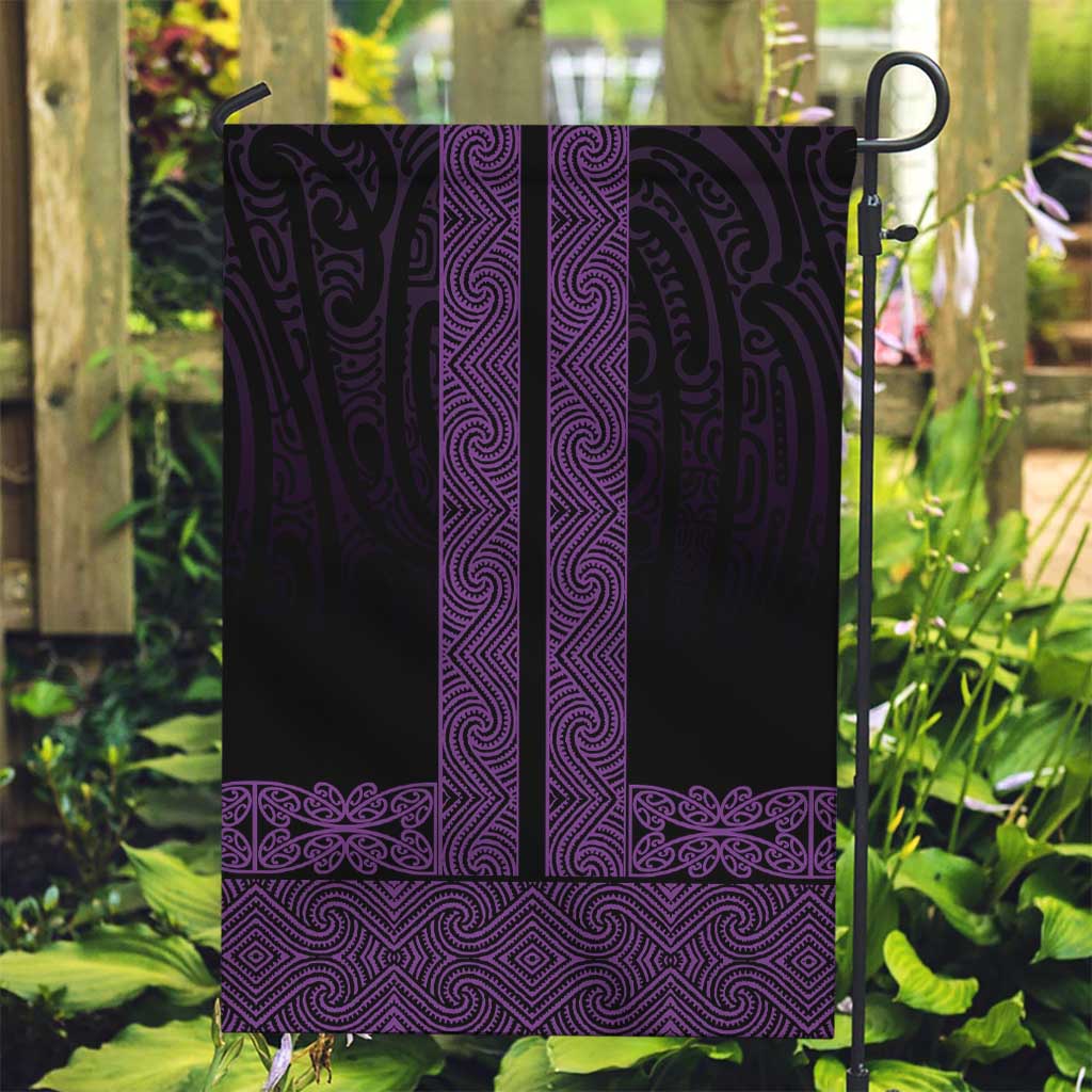 New Zealand Maori Kowhaiwhai Garden Flag Waiporoporo Maui and Mangopare