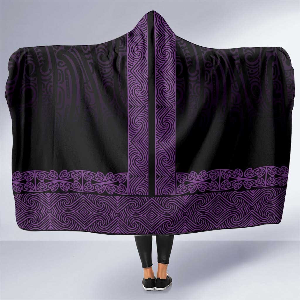 New Zealand Maori Kowhaiwhai Hooded Blanket Waiporoporo Maui and Mangopare