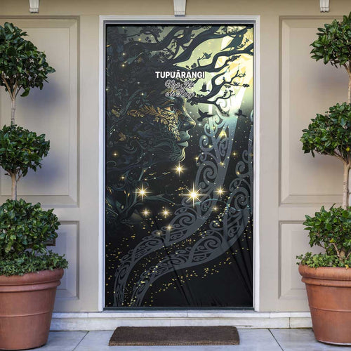New Zealand Matariki Tupuarangi Door Cover Ng Kai o te Rangi - Aussie Hoodie