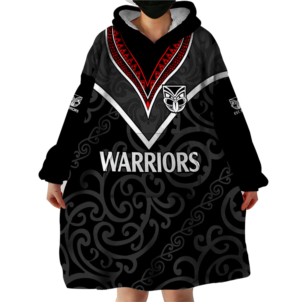 new-zealand-warriors-rugby-wearable-blanket-hoodie-proud-to-maori-warriors