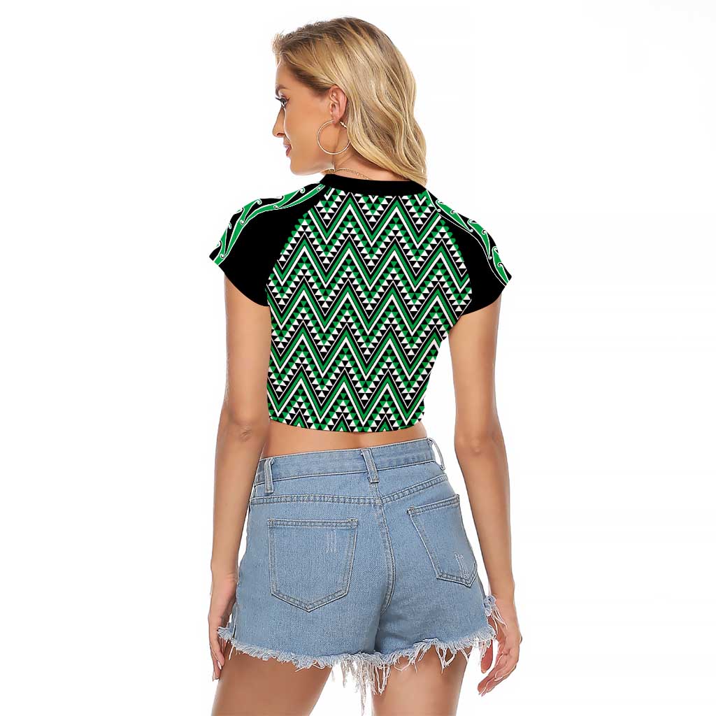 New Zealand Maori Niho Taniwha Raglan Cropped T Shirt Kakariki Mangopare and Puhoro Pattern