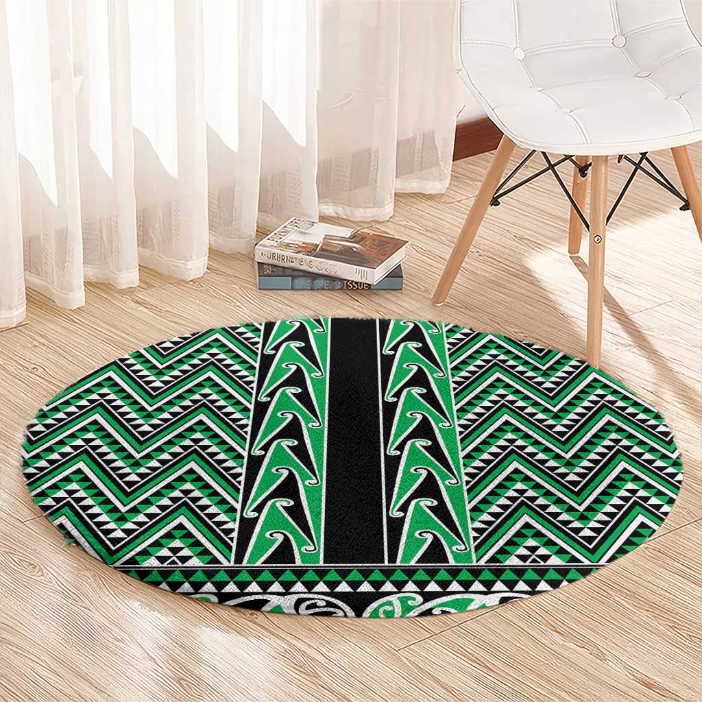 New Zealand Maori Niho Taniwha Round Carpet Kakariki Mangopare and Puhoro Pattern