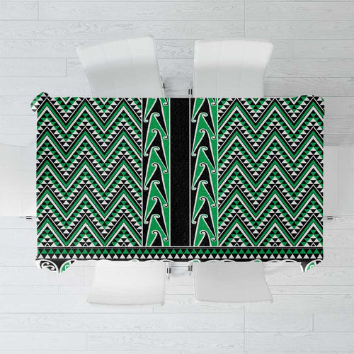 New Zealand Maori Niho Taniwha Tablecloth Kakariki Mangopare and Puhoro Pattern