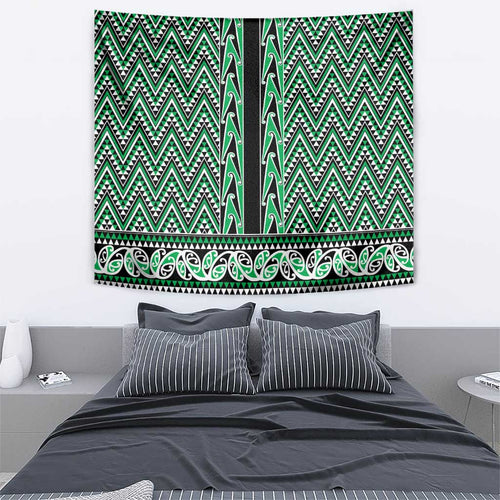 New Zealand Maori Niho Taniwha Tapestry Kakariki Mangopare and Puhoro Pattern