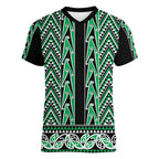 New Zealand Maori Niho Taniwha Women V-Neck T-Shirt Kakariki Mangopare and Puhoro Pattern