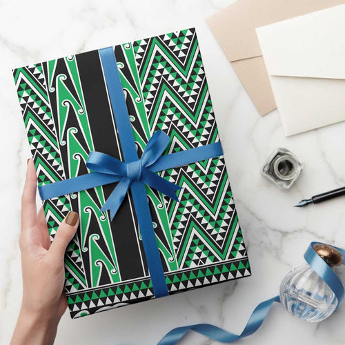 New Zealand Maori Niho Taniwha Wrapping Paper Kakariki Mangopare and Puhoro Pattern - Aussie Hoodie