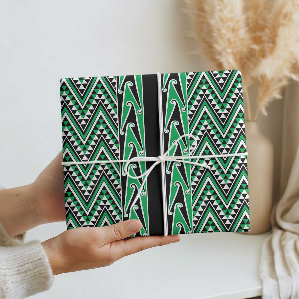 New Zealand Maori Niho Taniwha Wrapping Paper Kakariki Mangopare and Puhoro Pattern - Aussie Hoodie