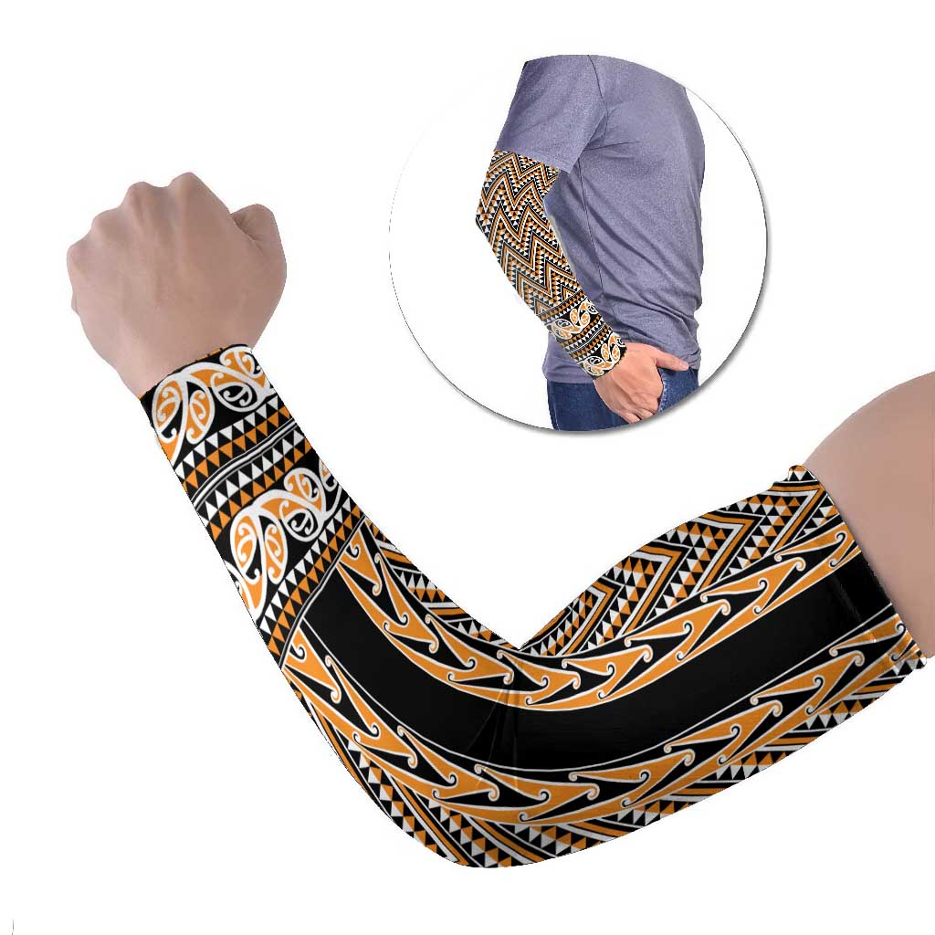 New Zealand Maori Niho Taniwha Arm Sleeves Karaka Mangopare and Puhoro Pattern - Aussie Hoodie
