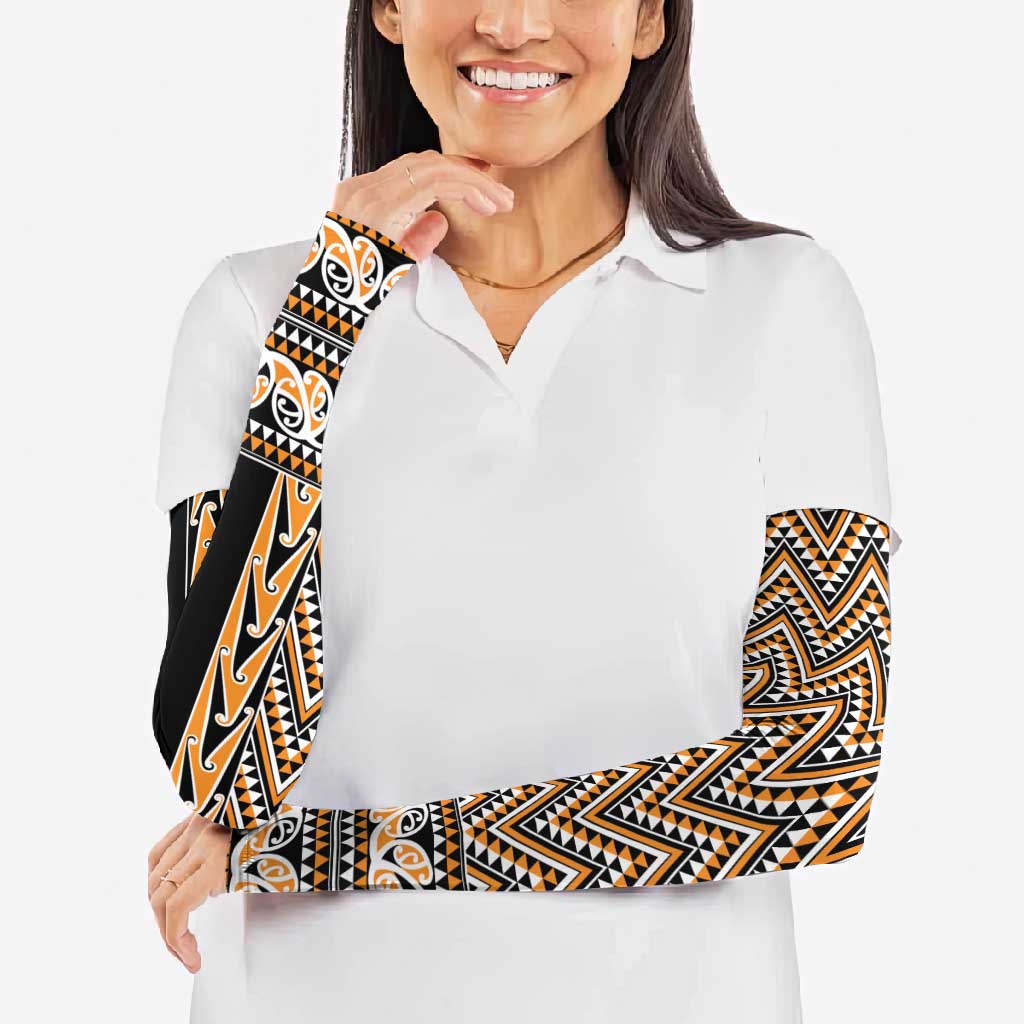 New Zealand Maori Niho Taniwha Arm Sleeves Karaka Mangopare and Puhoro Pattern - Aussie Hoodie