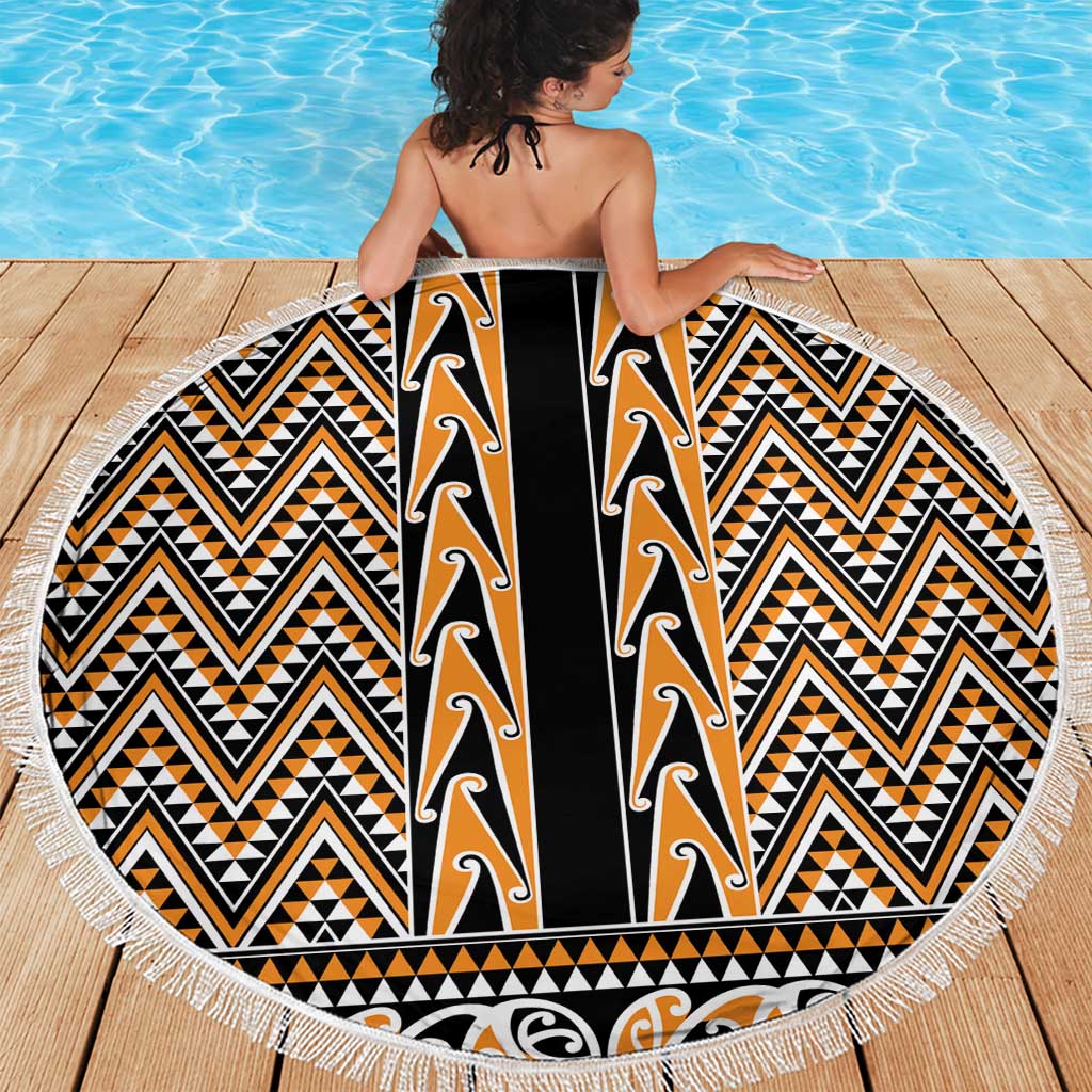 New Zealand Maori Niho Taniwha Beach Blanket Karaka Mangopare and Puhoro Pattern