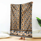 New Zealand Maori Niho Taniwha Blanket Karaka Mangopare and Puhoro Pattern