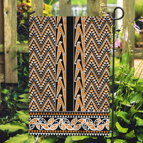 New Zealand Maori Niho Taniwha Garden Flag Karaka Mangopare and Puhoro Pattern