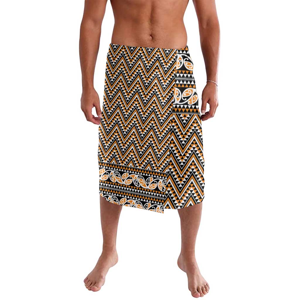 New Zealand Maori Niho Taniwha Lavalava Karaka Mangopare and Puhoro Pattern