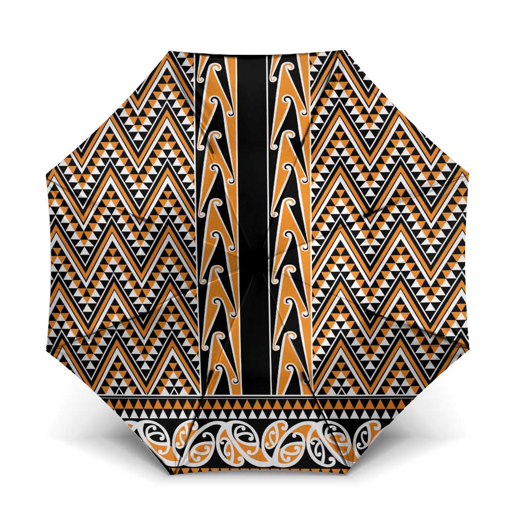 New Zealand Maori Niho Taniwha Umbrella Karaka Mangopare and Puhoro Pattern - Aussie Hoodie