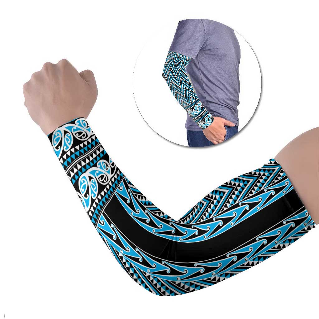 New Zealand Maori Niho Taniwha Arm Sleeves Kikorangi Mangopare and Puhoro Pattern - Aussie Hoodie