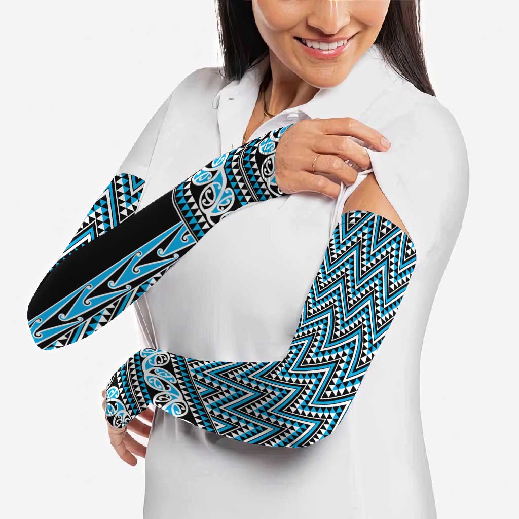 New Zealand Maori Niho Taniwha Arm Sleeves Kikorangi Mangopare and Puhoro Pattern - Aussie Hoodie