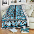 New Zealand Maori Niho Taniwha Blanket Kikorangi Mangopare and Puhoro Pattern