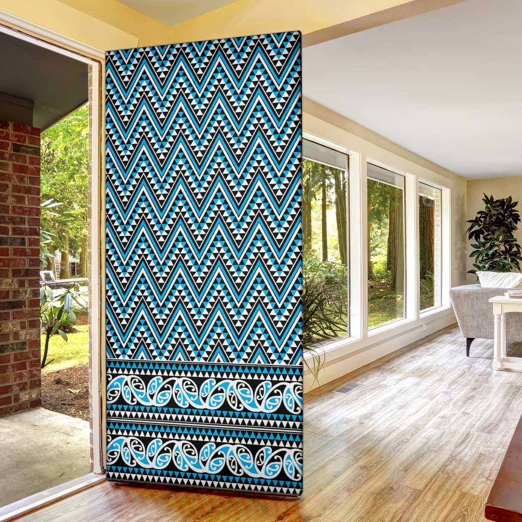 New Zealand Maori Niho Taniwha Door Cover Kikorangi Mangopare and Puhoro Pattern - Aussie Hoodie