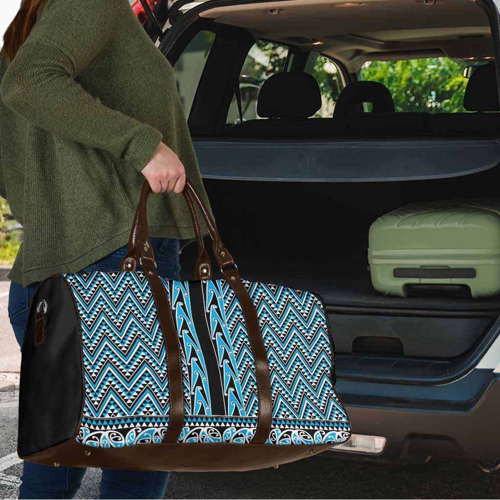 New Zealand Maori Niho Taniwha Travel Bag Kikorangi Mangopare and Puhoro Pattern - Aussie Hoodie