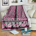 New Zealand Maori Niho Taniwha Blanket Mawhero Mangopare and Puhoro Pattern
