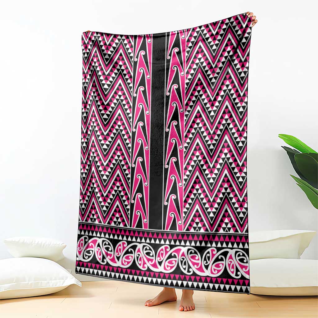 New Zealand Maori Niho Taniwha Blanket Mawhero Mangopare and Puhoro Pattern