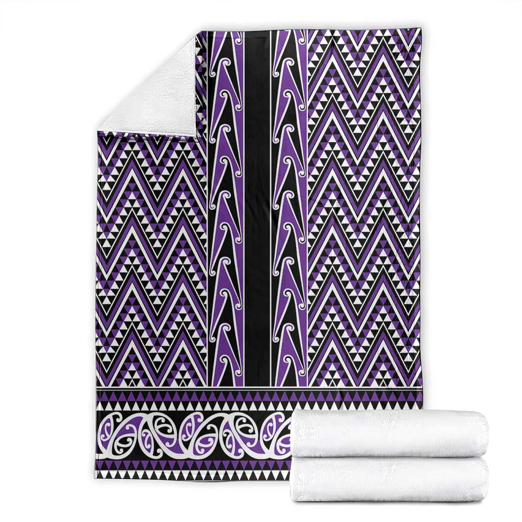 New Zealand Maori Niho Taniwha Blanket Waiporopo Mangopare and Puhoro Pattern