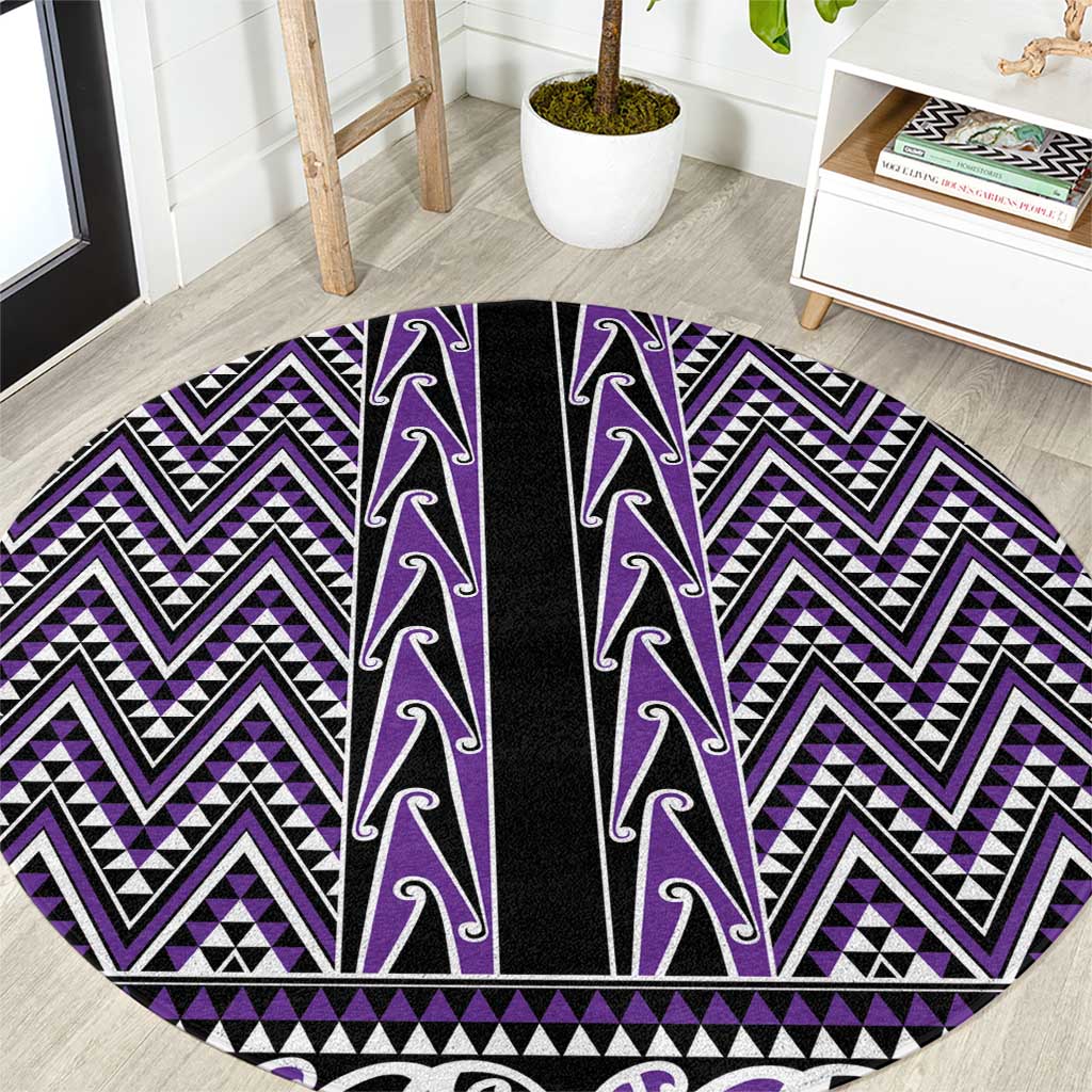 New Zealand Maori Niho Taniwha Round Carpet Waiporopo Mangopare and Puhoro Pattern