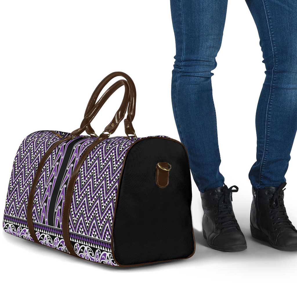New Zealand Maori Niho Taniwha Travel Bag Waiporopo Mangopare and Puhoro Pattern - Aussie Hoodie