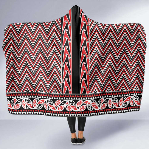 New Zealand Maori Niho Taniwha Hooded Blanket Whero Mangopare and Puhoro Pattern