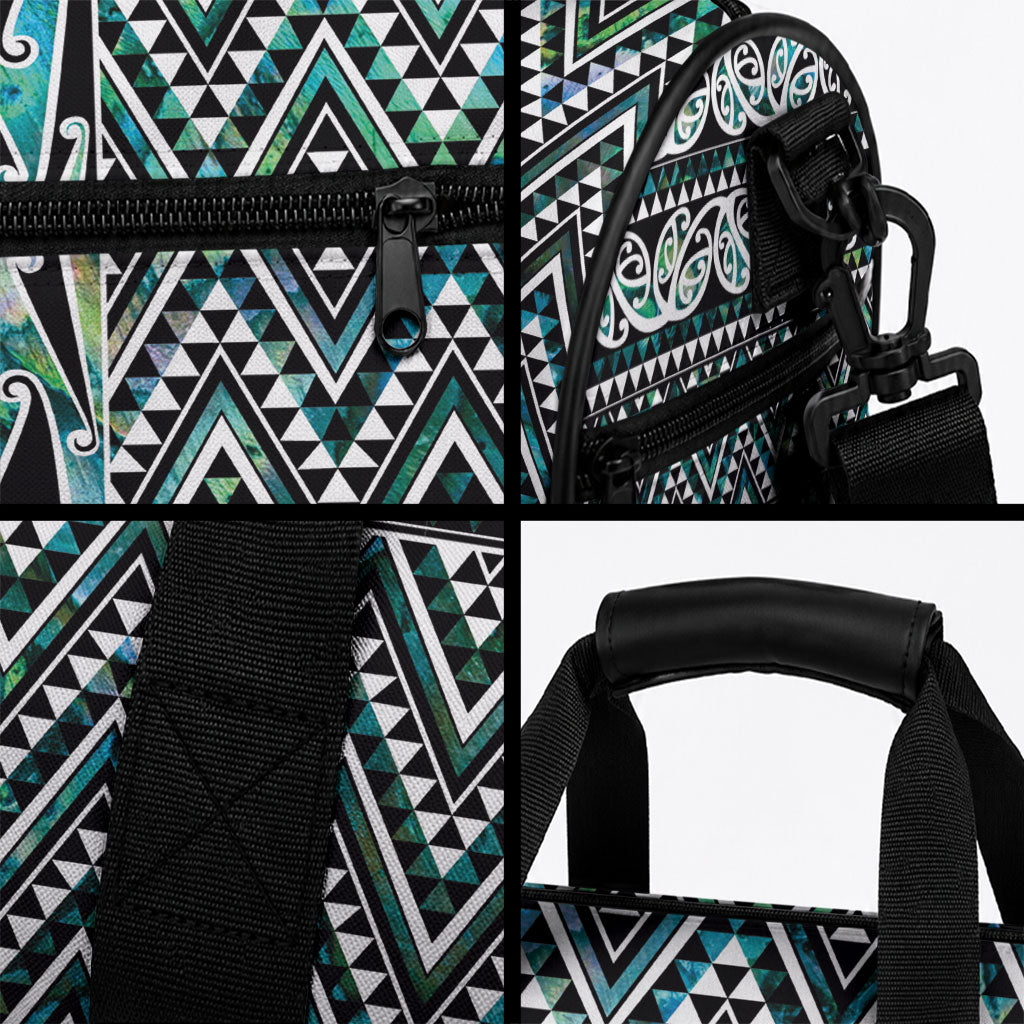 New Zealand Maori Niho Taniwha Duffle Bag Papua Shell - Mangopare Puhoro Pattern