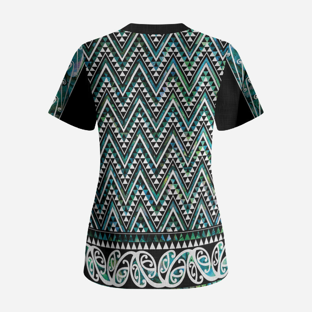 New Zealand Maori Niho Taniwha Scrub Top Papua Shell - Mangopare Puhoro Pattern
